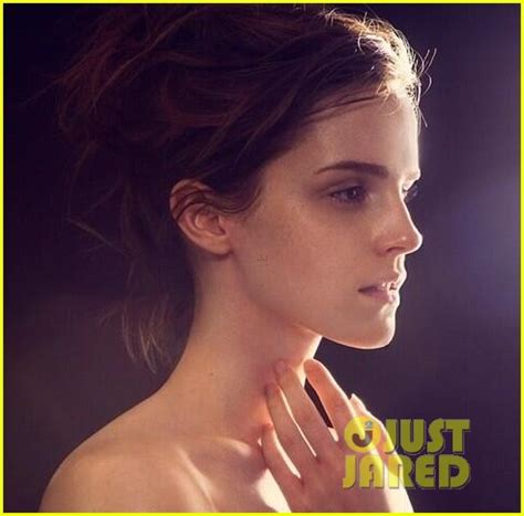 Emma Watson poses in the nude for Global Green’s ‘Natural。